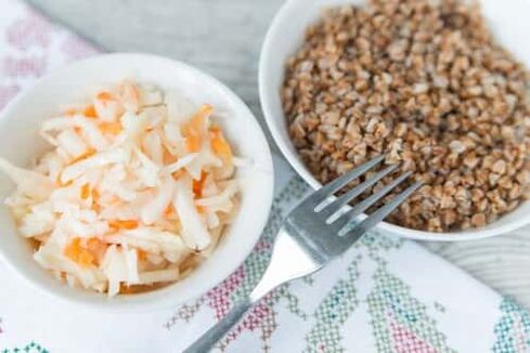 Porridge and salad