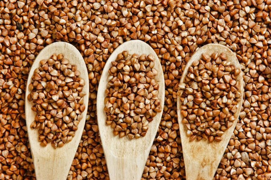 Sarracene wheat in wooden spoons